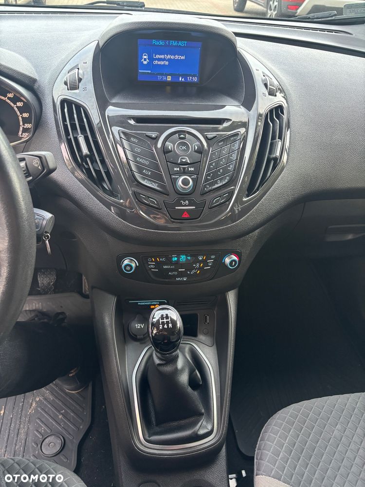 Ford Tourneo Courier 1.5 TDCi Titanium - 15