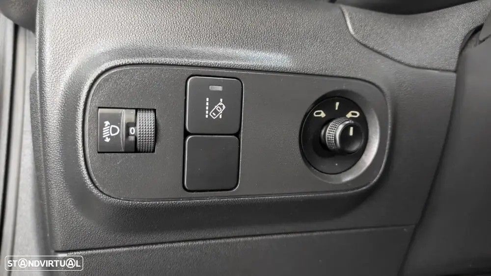 Citroën C3 1.2 PureTech Feel - 40