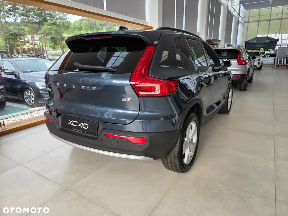 Volvo XC 40 B3 Core - 4