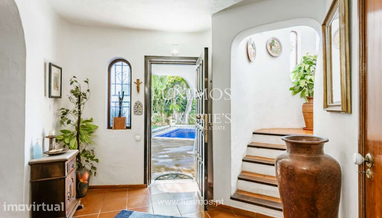 Moradia V4, com piscina, à venda em Albufeira, Algarve - Grande imagem: 3/24