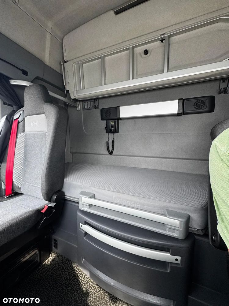 Renault T480 Evo High Cab - 8