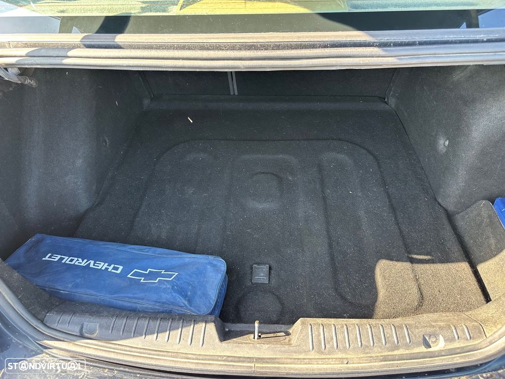 Chevrolet Cruze 1.6 LS - 28