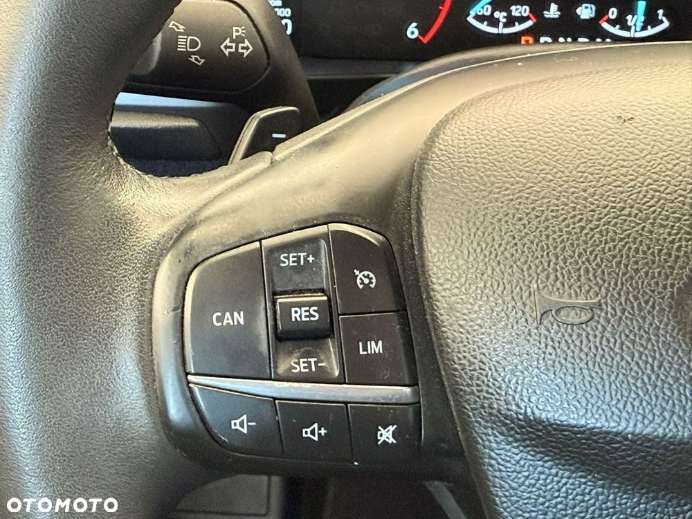 Ford Focus 1.5 EcoBlue Start-Stopp-System COOL&CONNECT - 18