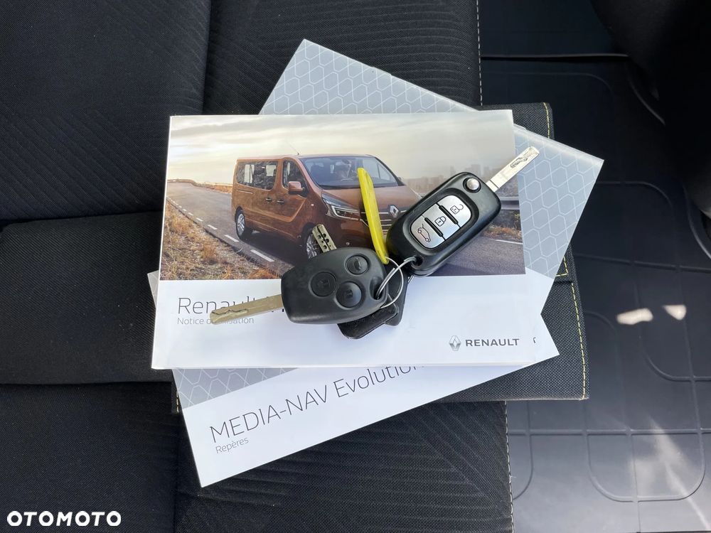 Renault Trafic - 15