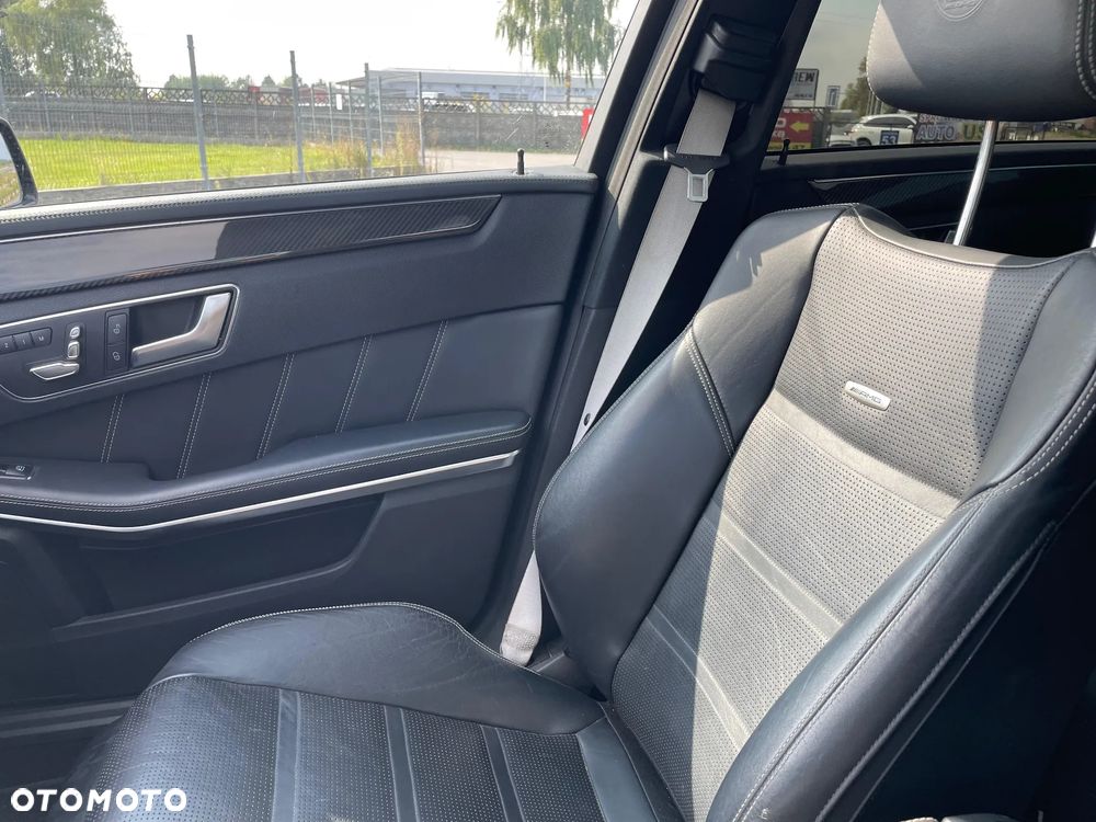 Mercedes-Benz Klasa E 63 AMG S 4-Matic - 21