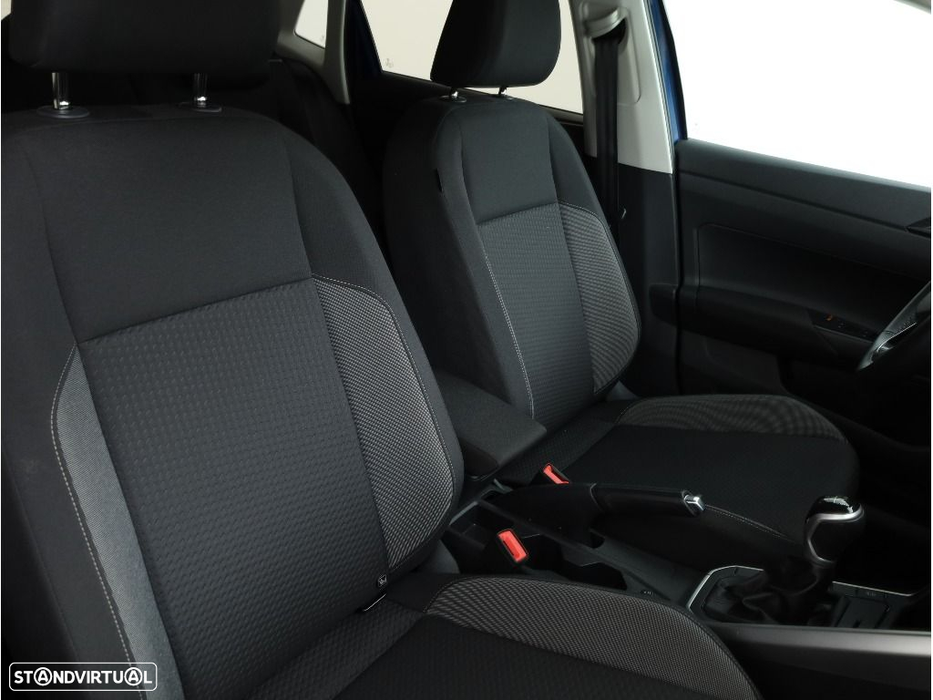 VW Polo 1.0 TSI Urban - 16