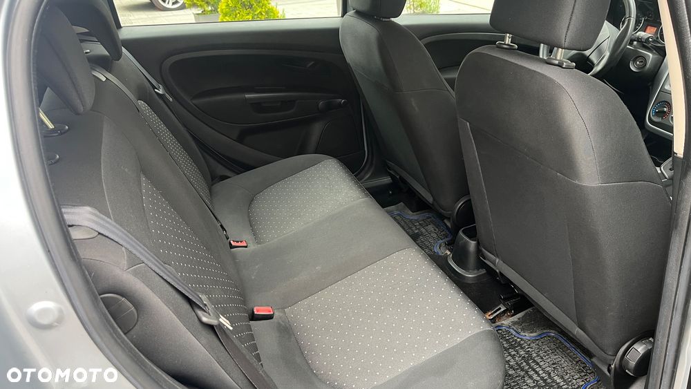 Fiat Punto 1.2 8V - 6