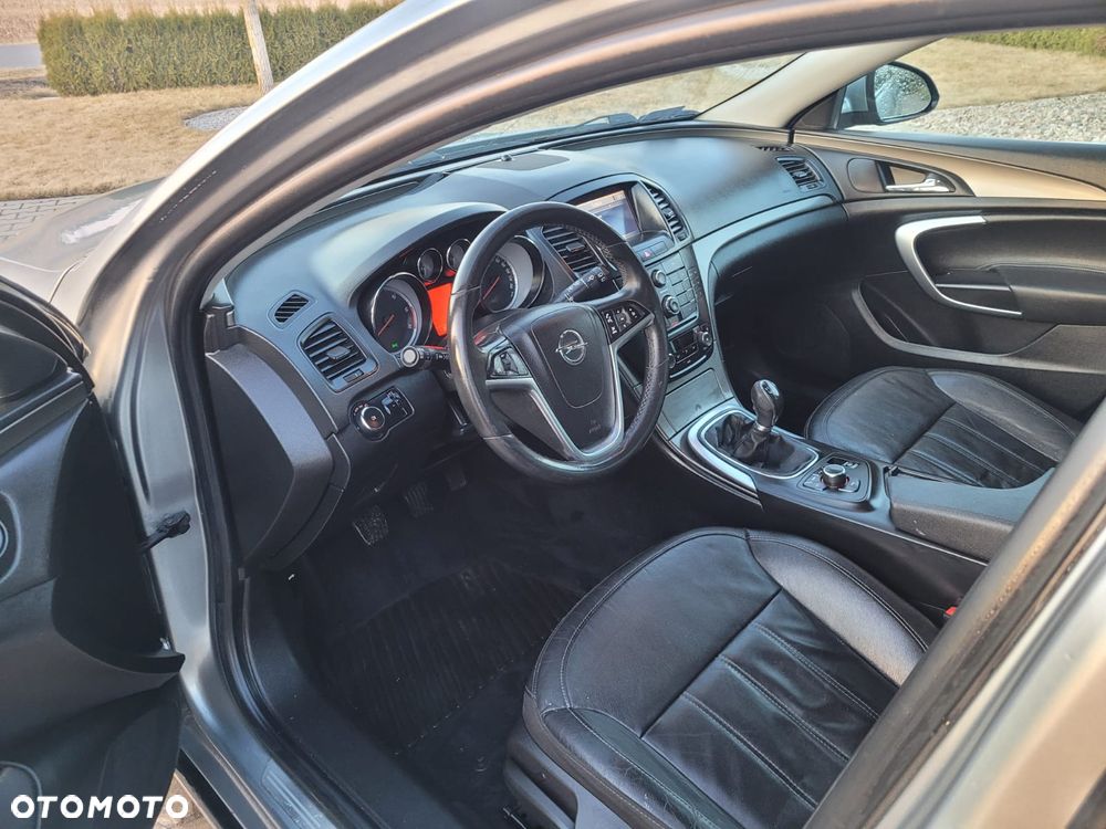 Opel Insignia - 8