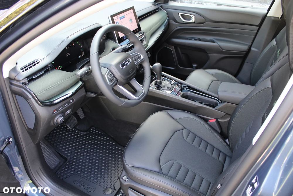 Jeep Compass - 20