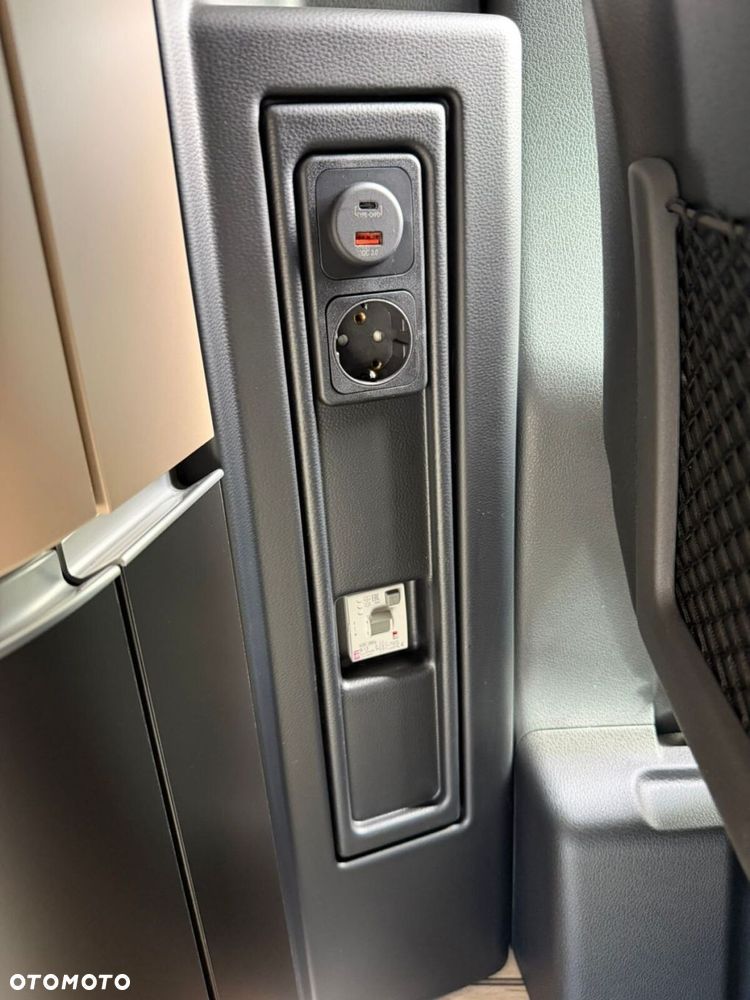 Mercedes-Benz inny Marco Polo 250 d OM654 - 18