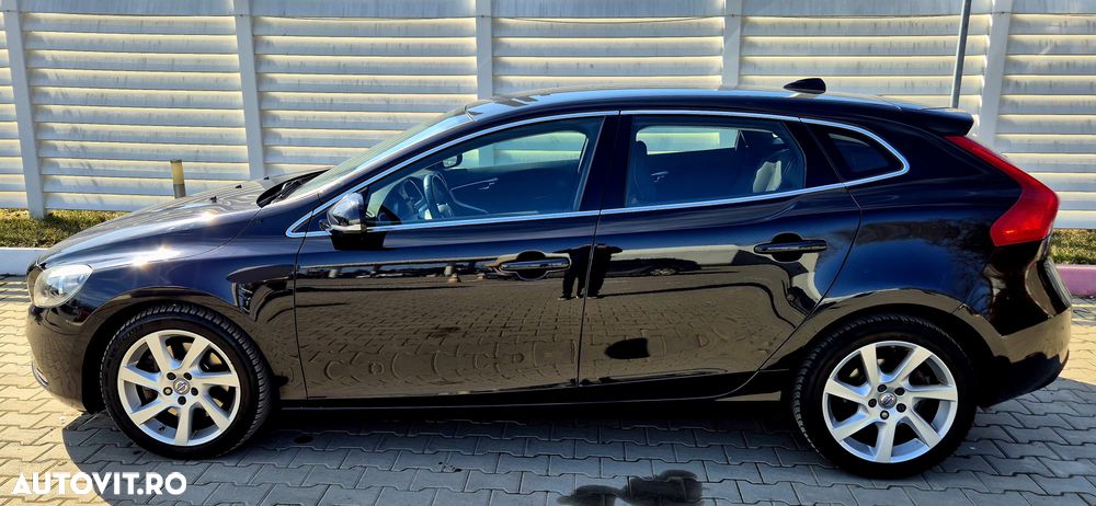 Volvo V40 D4 VEA Momentum - 2