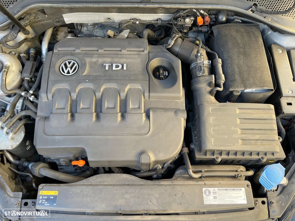 VW Golf 1.6 TDi Trendline BlueMotion - 13