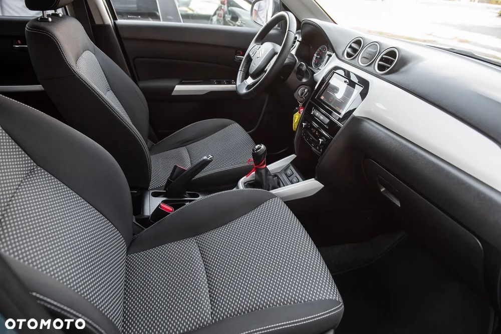 Suzuki Vitara - 29