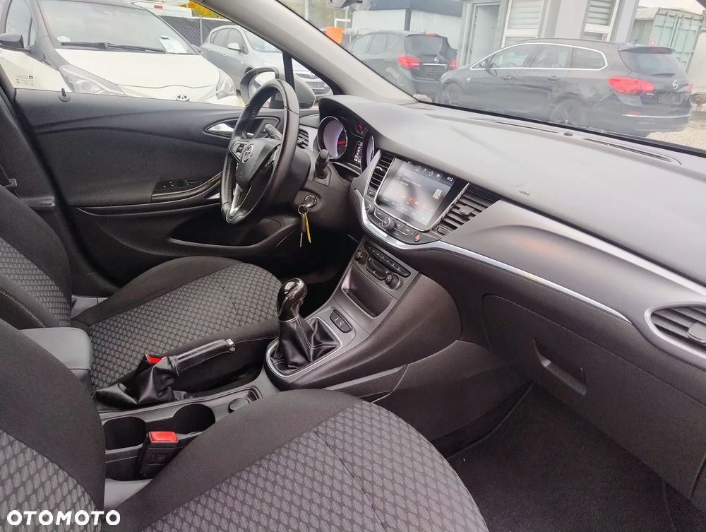 Opel Astra - 12