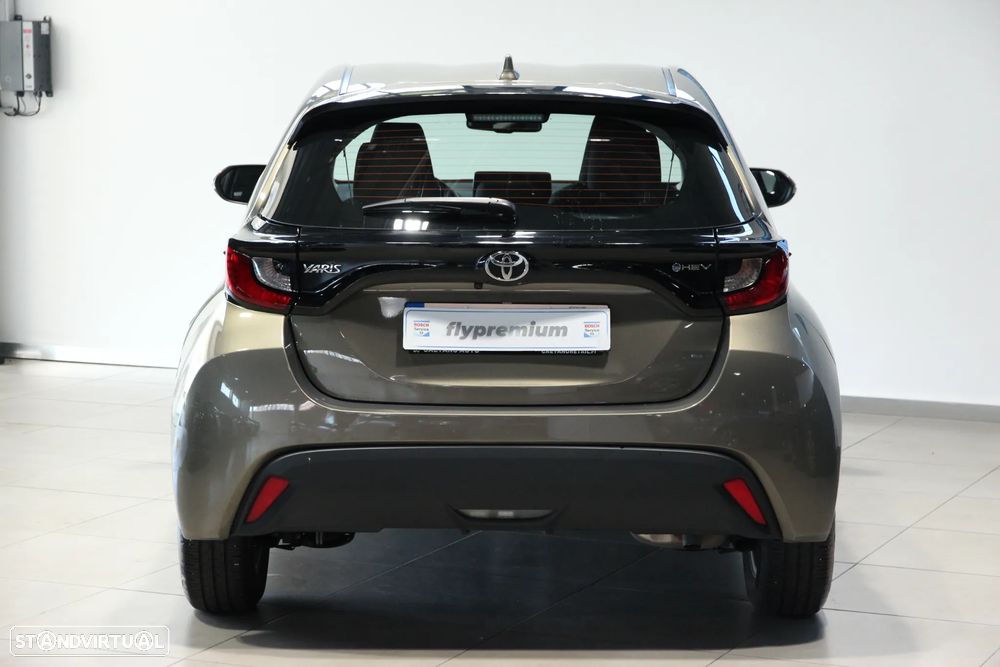 Toyota Yaris 1.5 HDF Comfort - 4