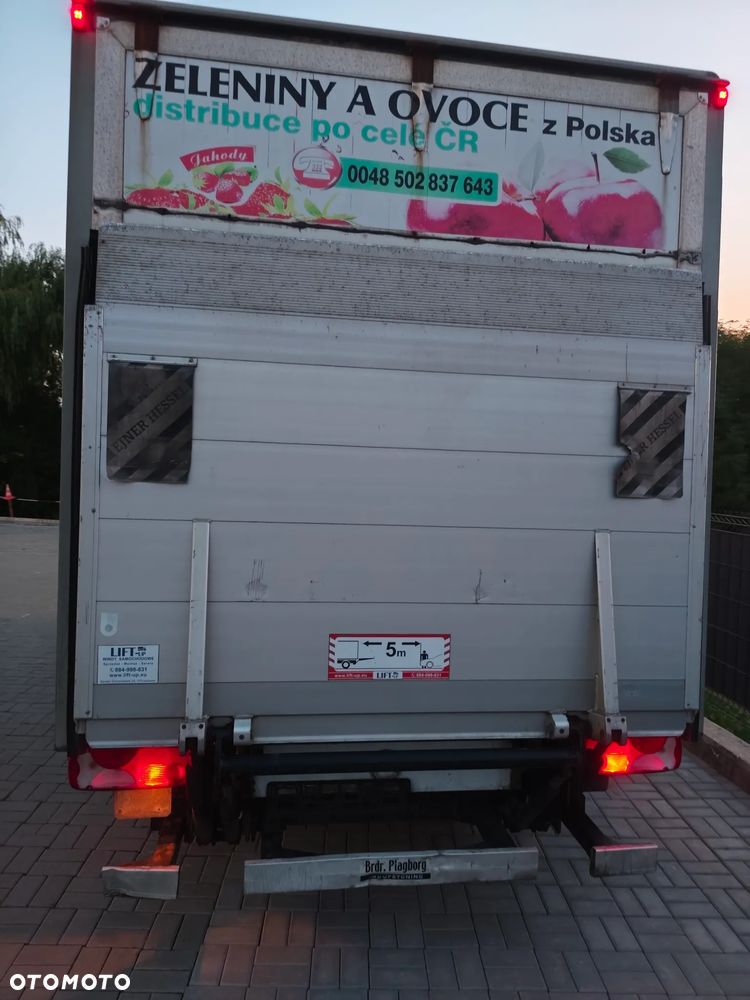 Mercedes-Benz SPRINTER 319 - 20