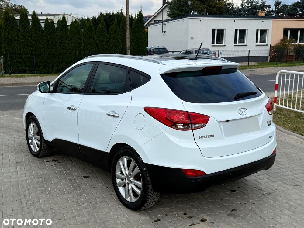 Hyundai ix35 ver-2-0-crdi-4wd-premium - 7