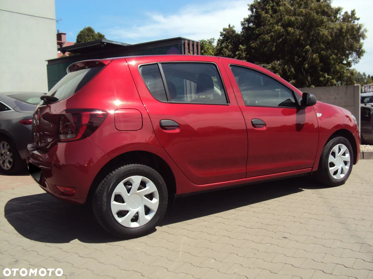 Dacia Sandero SCe 75 Essential - 9