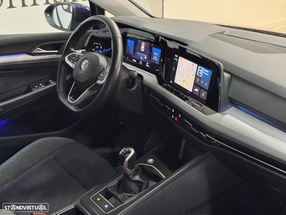 VW Golf 1.0 TSI Life - 37