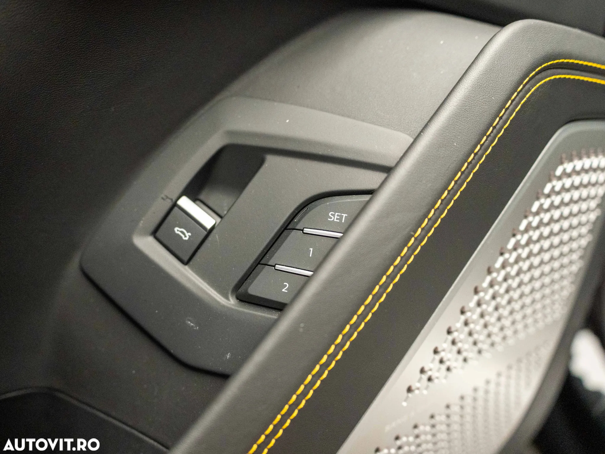 Lamborghini URUS Standard - 24
