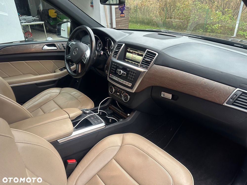 Mercedes-Benz GL 350 BlueTEC 4Matic 7G-TRONIC - 9