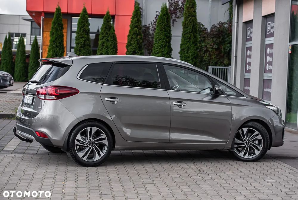 Kia Carens 1.7 CRDi XL 7os - 10