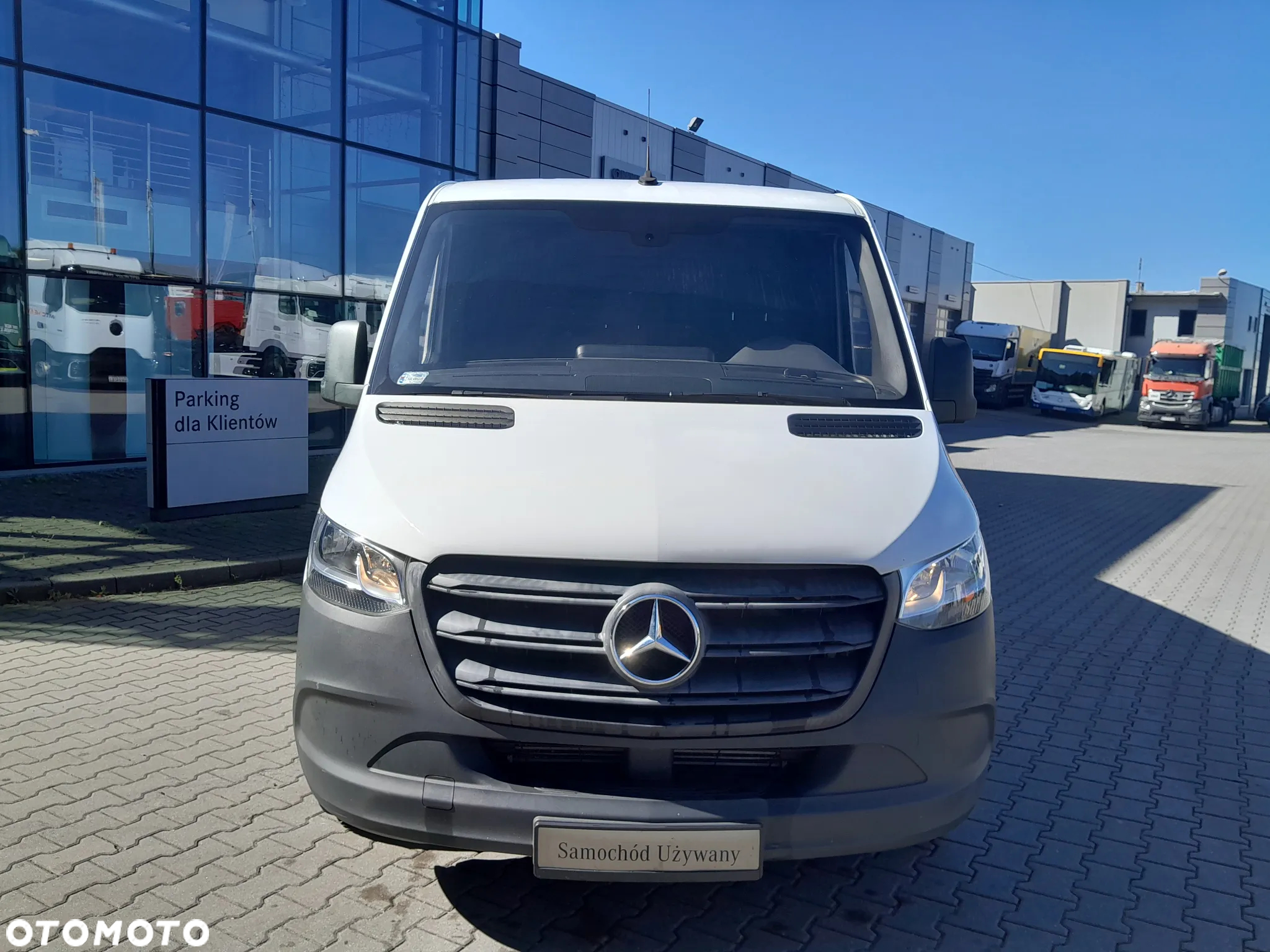 Mercedes-Benz Sprinter - 9