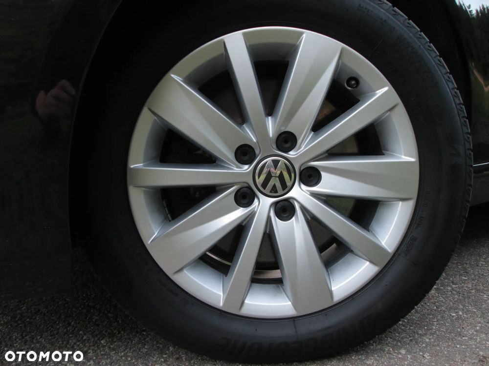 Volkswagen Passat Variant 2.0 TDI DSG BlueMotion Technology Business Edition - 8