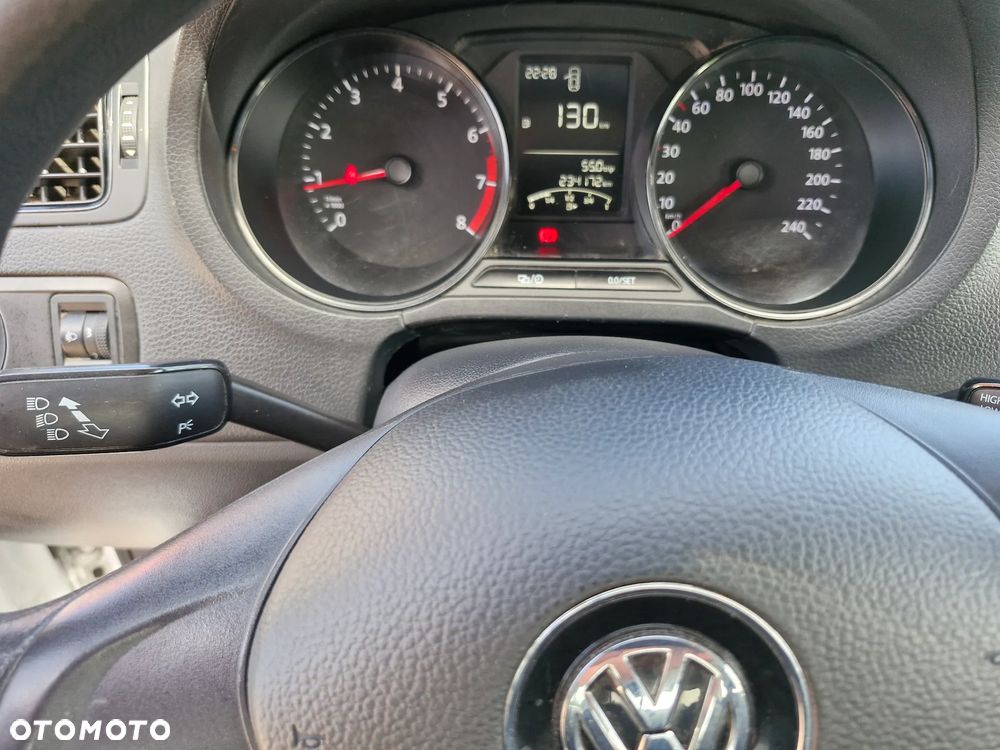 Volkswagen Polo 1.0 Comfortline - 14