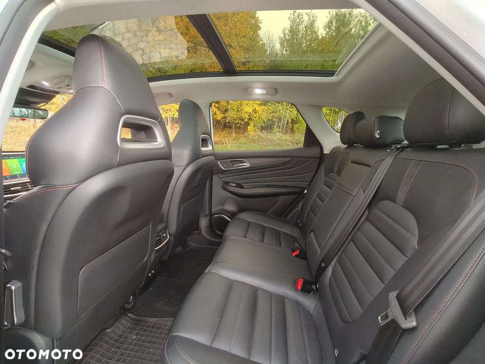 MG EHS PHEV Luxury - 25