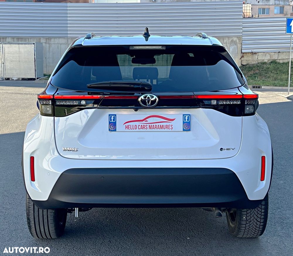 Toyota Yaris Cross 1.5 VVT-i HSD 4x2 Dynamic - 9