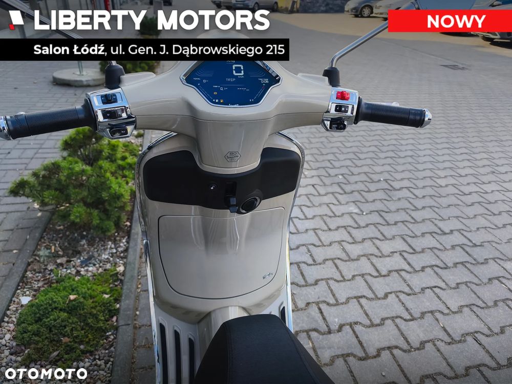 Vespa Primavera - 10