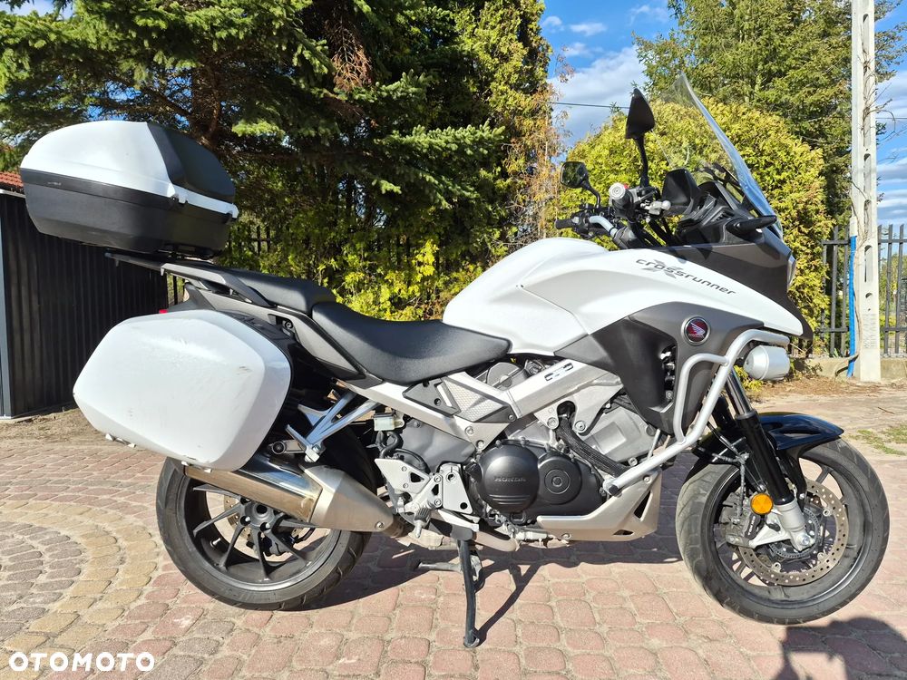 Honda VFR - 3