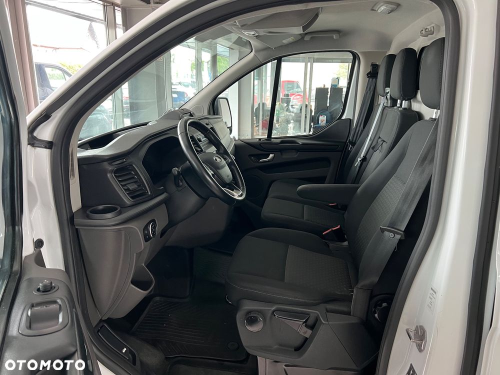Ford Transit Custom - 24
