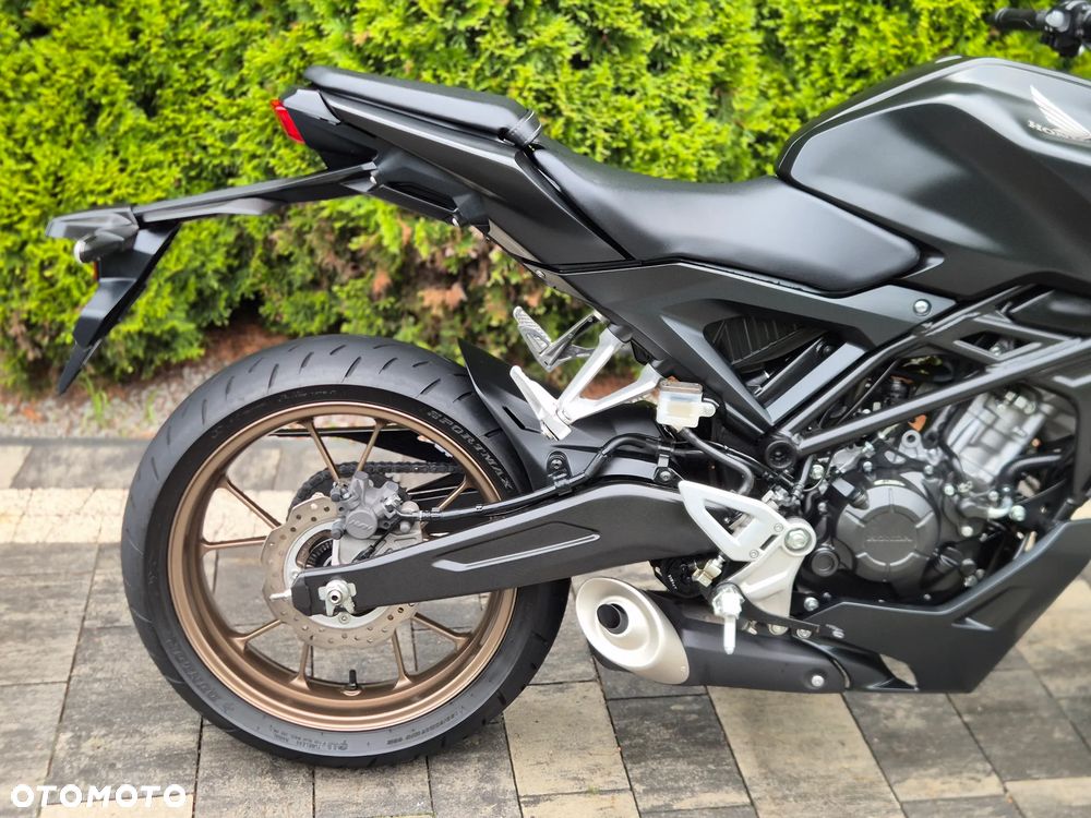 Honda CB - 9