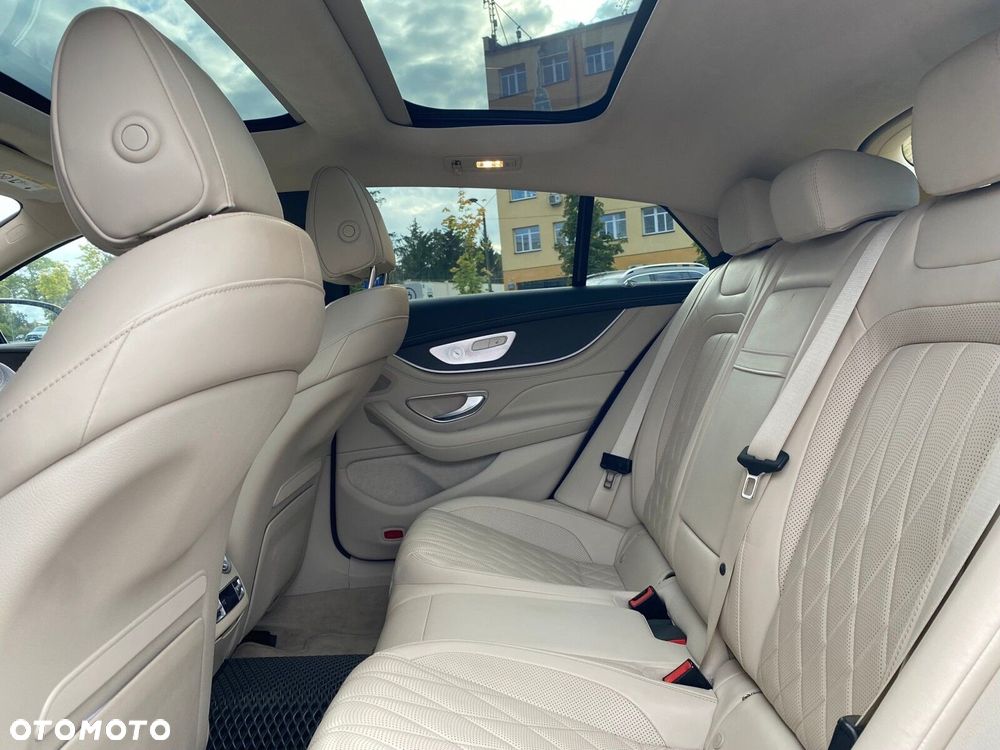 Mercedes-Benz AMG GT - 12