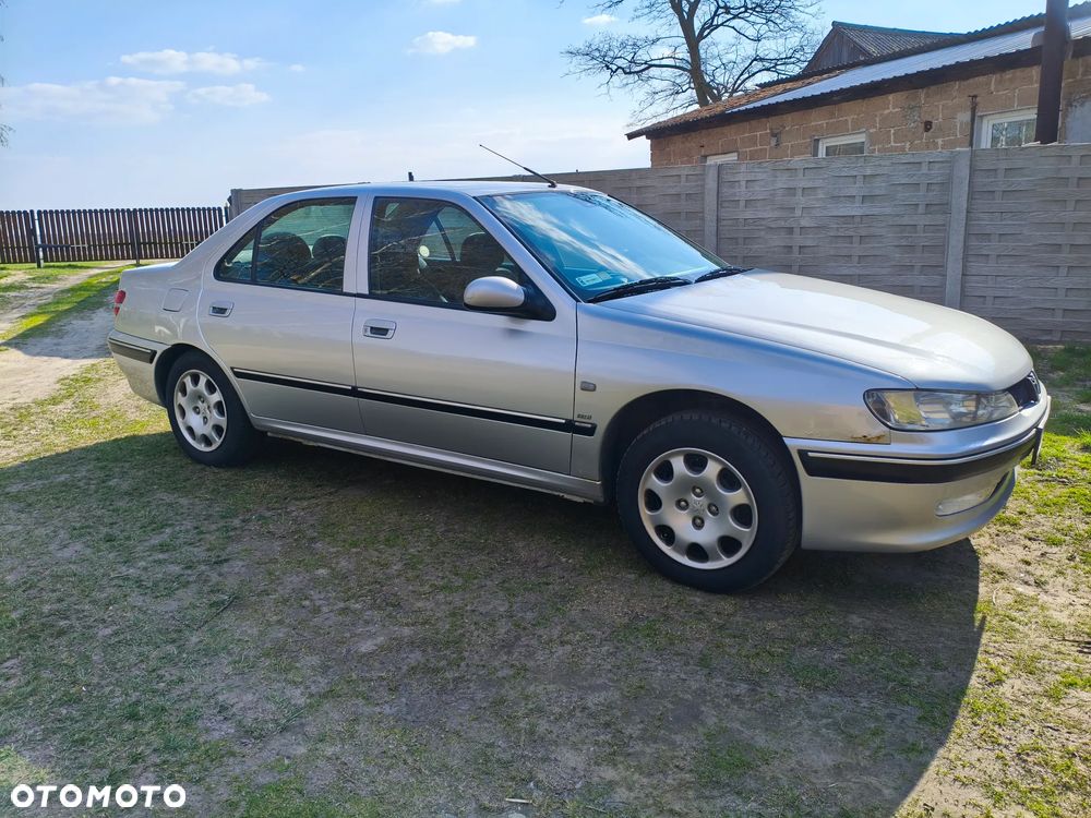 Peugeot 406 - 1