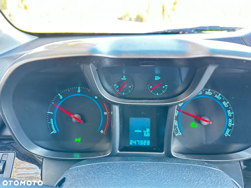 Chevrolet Orlando - 13