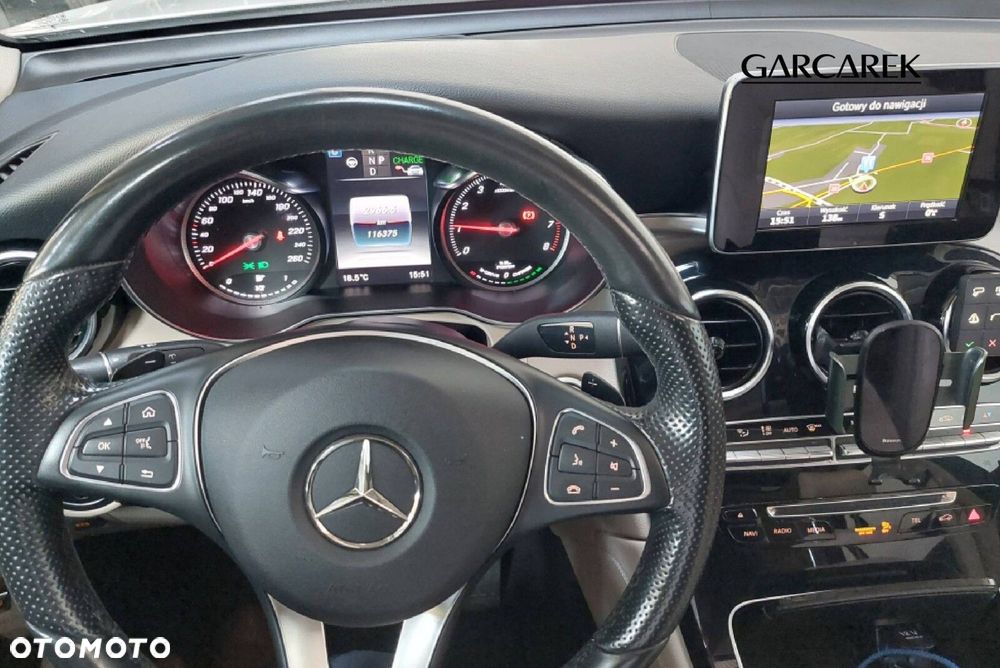 Mercedes-Benz GLC - 26
