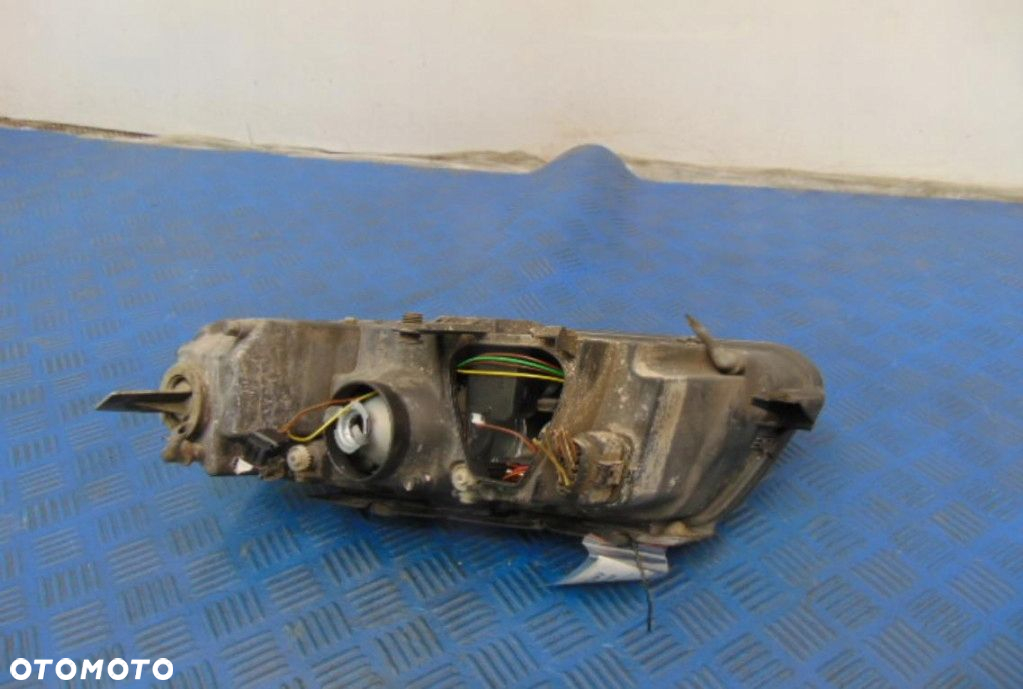 VOLKSWAGEN PASSAT B5 LIFT REFLEKTOR PRAWY - 5