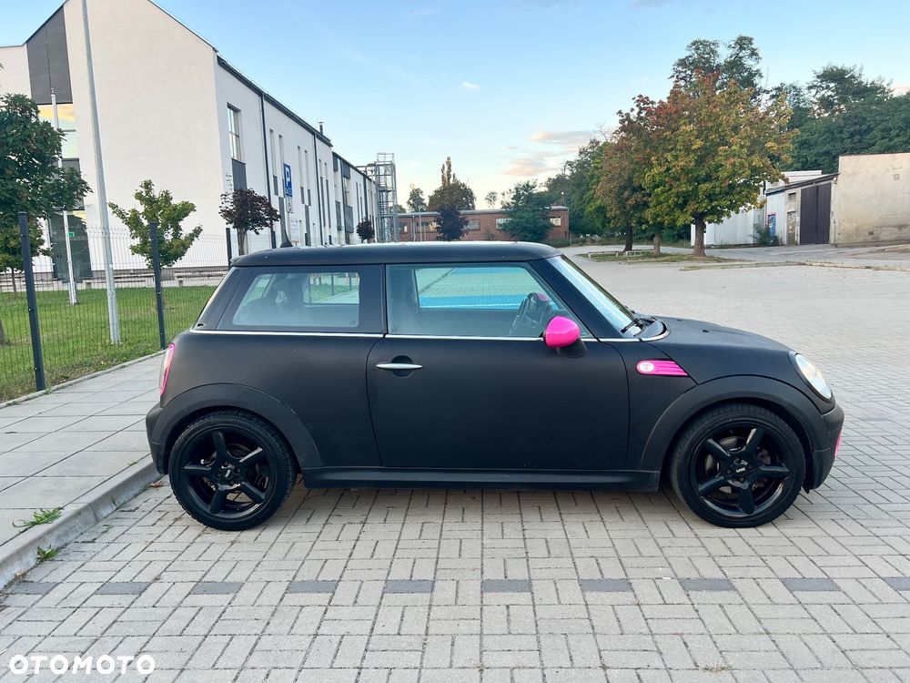 MINI ONE Standard - 4