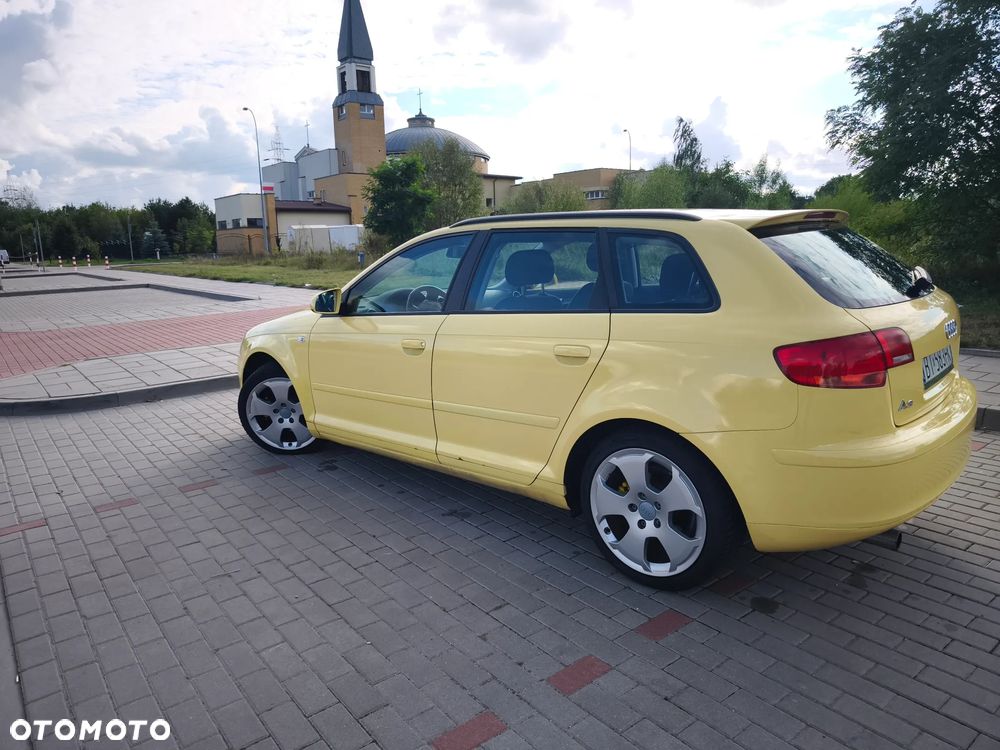 Audi A3 Sportback 1.6 FSI Ambition - 4