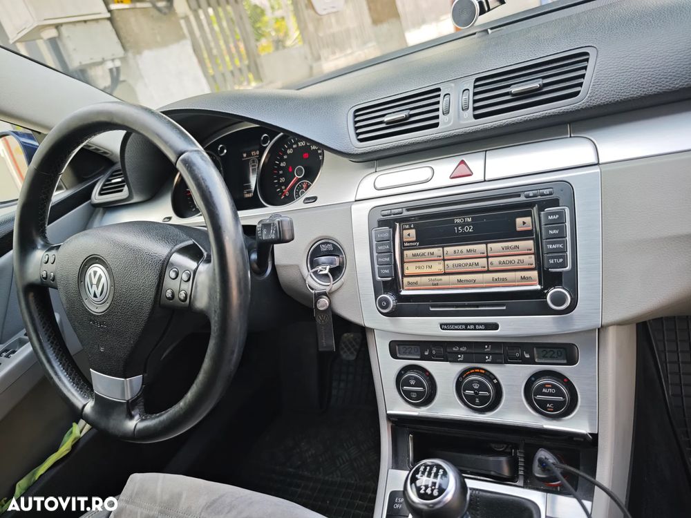 Volkswagen Passat 2.0 TDI Highline DPF - 10