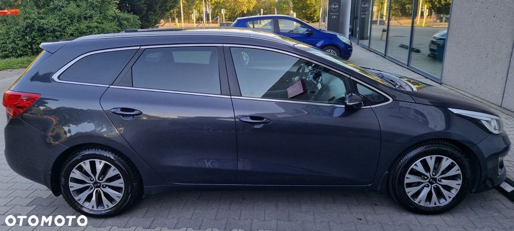 Kia Ceed 1.6 GDI L - 9