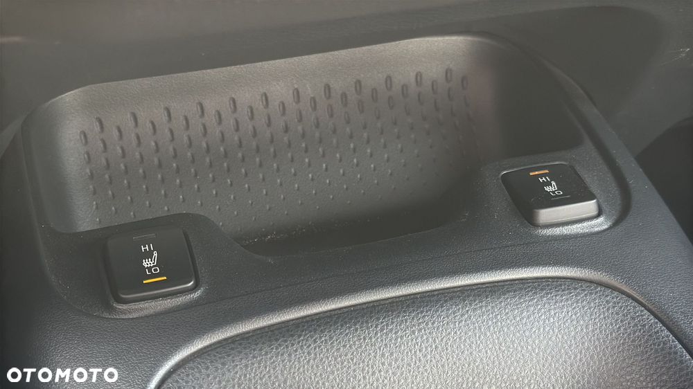 Toyota Corolla - 21