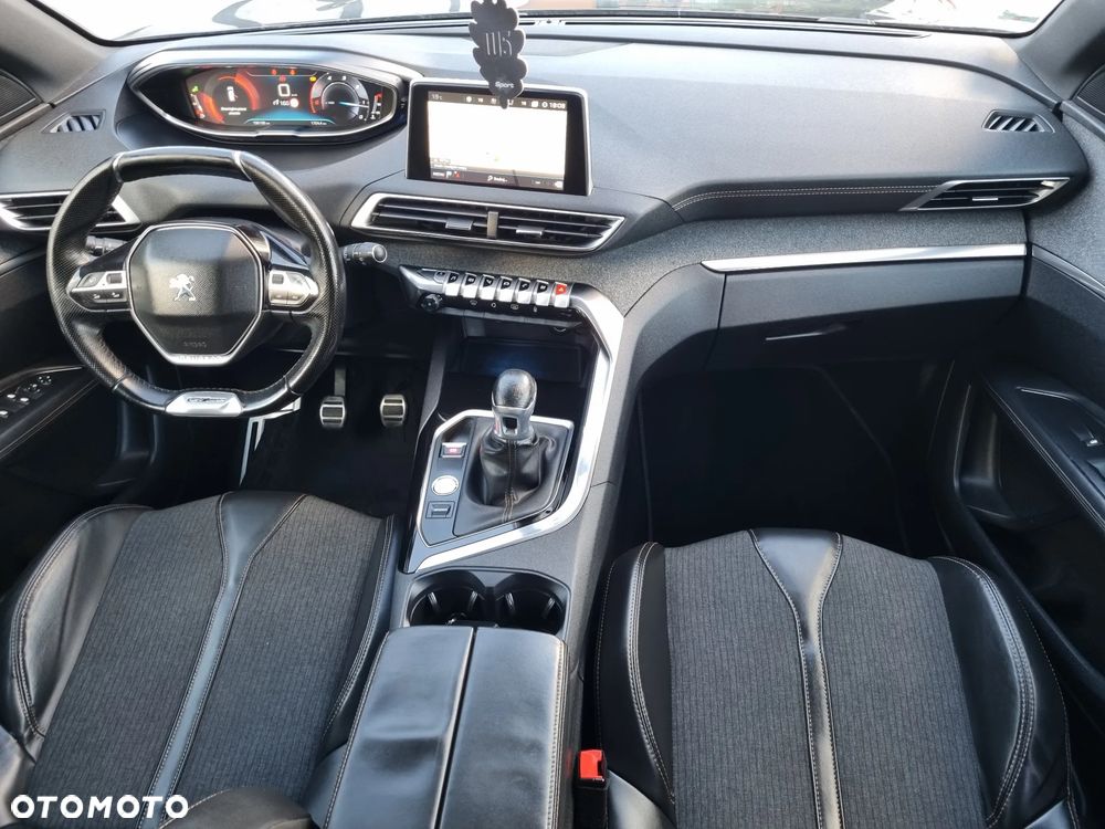 Peugeot 3008 - 8