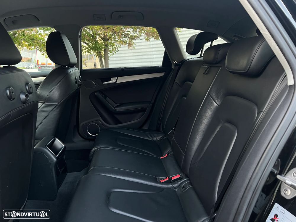 Audi A4 Avant 2.0 TDI Sport - 31