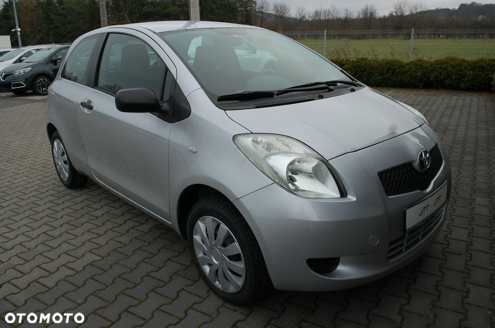 Toyota Yaris - 19