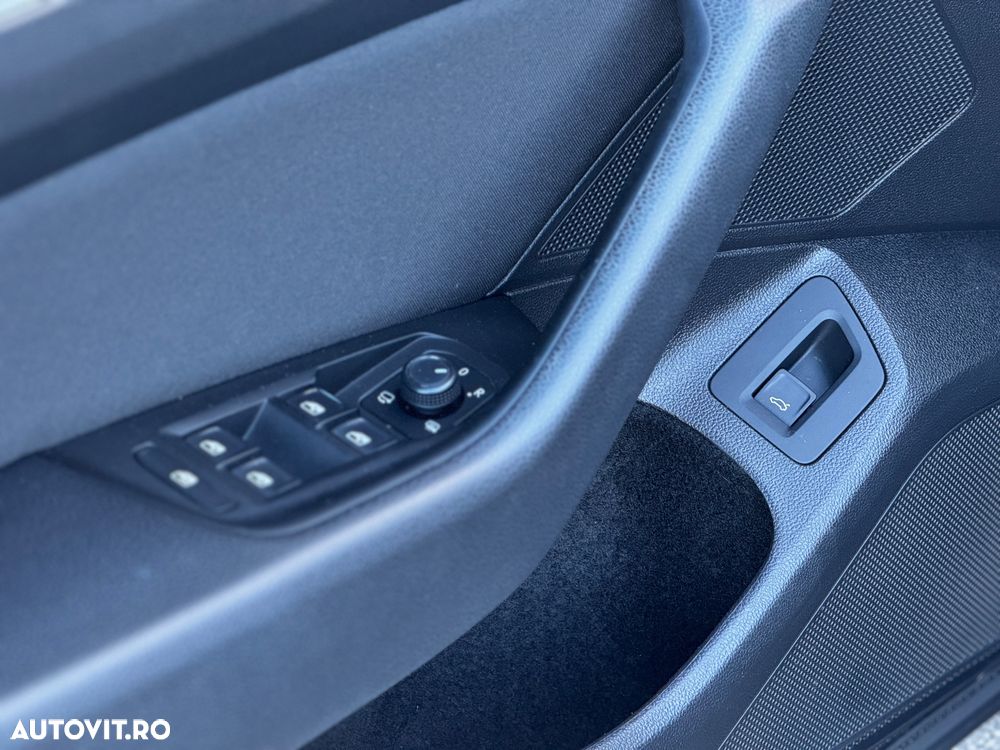 Volkswagen Passat 2.0 TDI SCR DSG Conceptline - 18