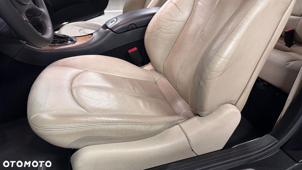 Mercedes-Benz CLK 350 7G-TRONIC Avantgarde - 23